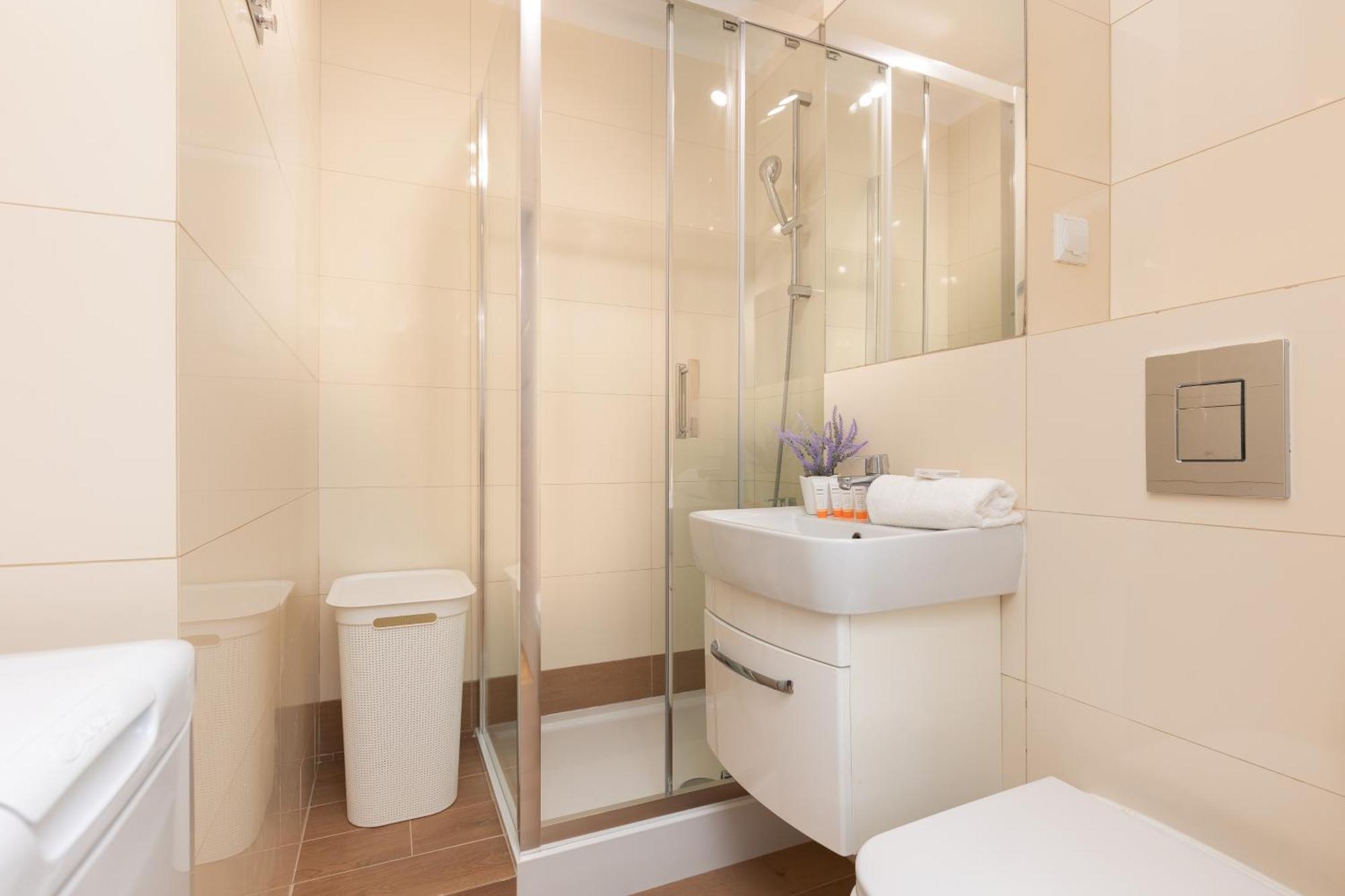 Apartments Warsaw Grzybowska By Noclegi Renters エクステリア 写真